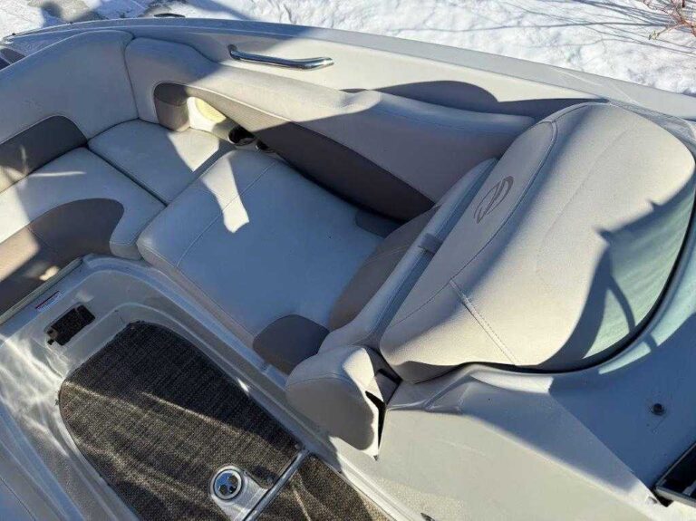 2016 Crownline E4 Promo Package US-KIS82502J516 [photo 5]